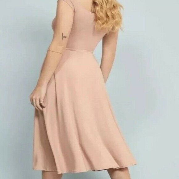 REFORMATION Marci Off Shoulder Midi Flare Dress - Picture 5 of 9